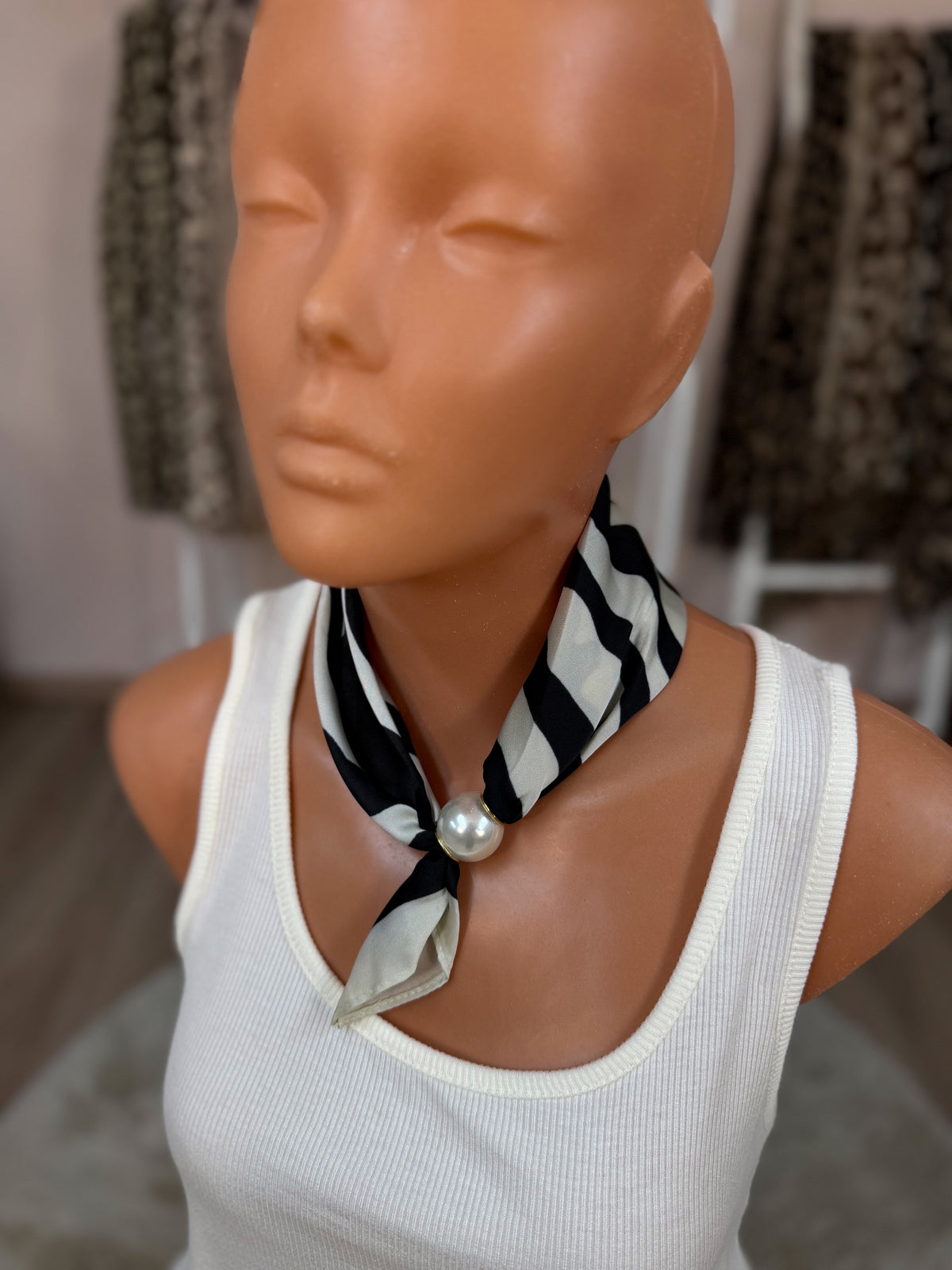 Schal mit Magnetverschluss - Zebraprint  70333