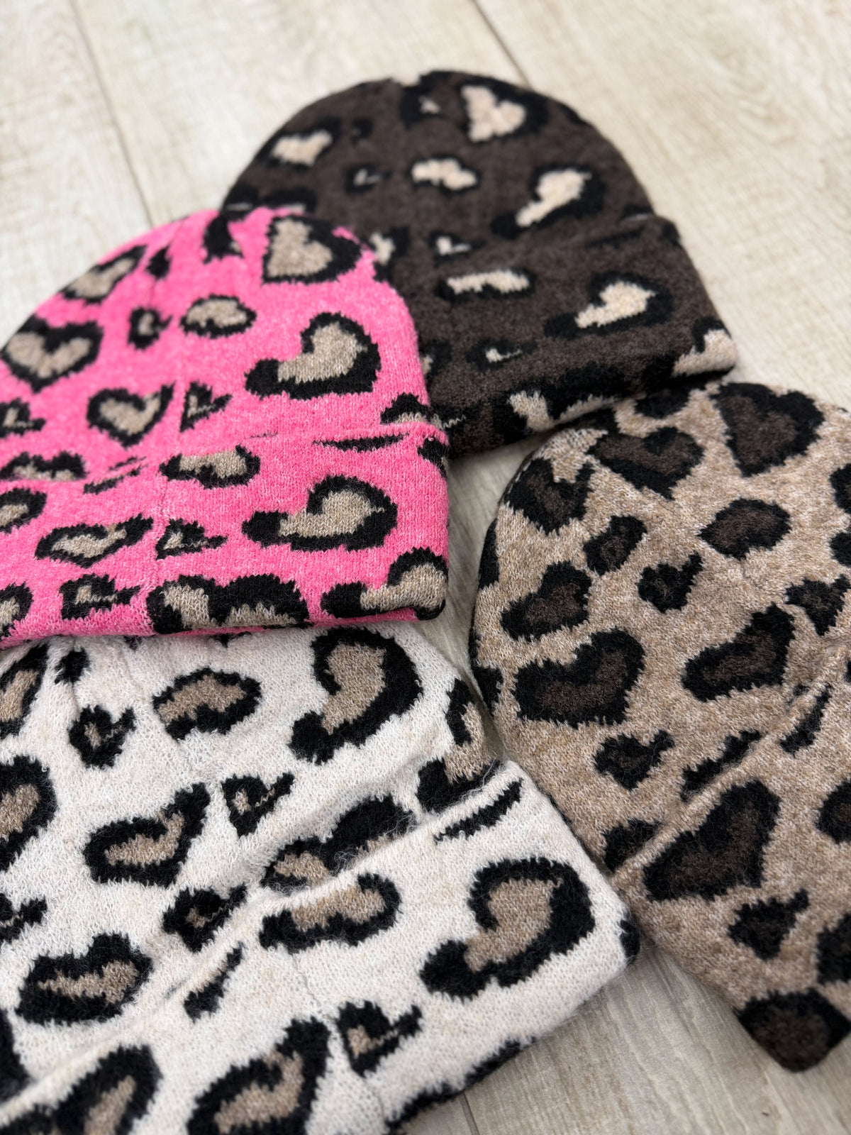 Mütze im Leoprint