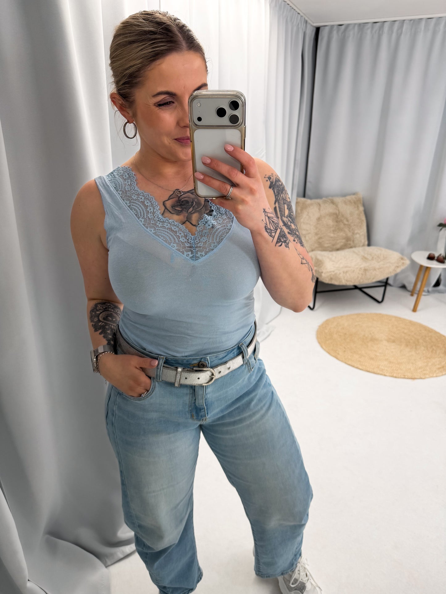 Top Joline, mit spitze und Cashmere Anteil (70154)