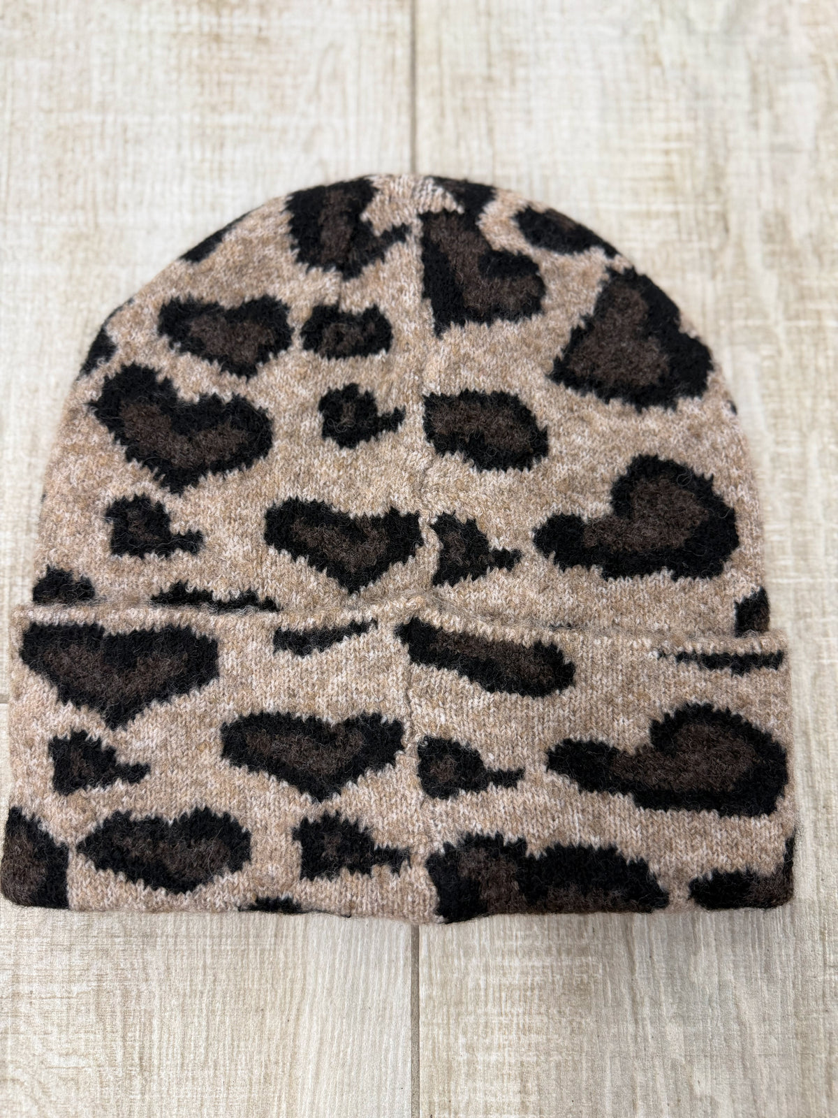 Mütze im Leoprint