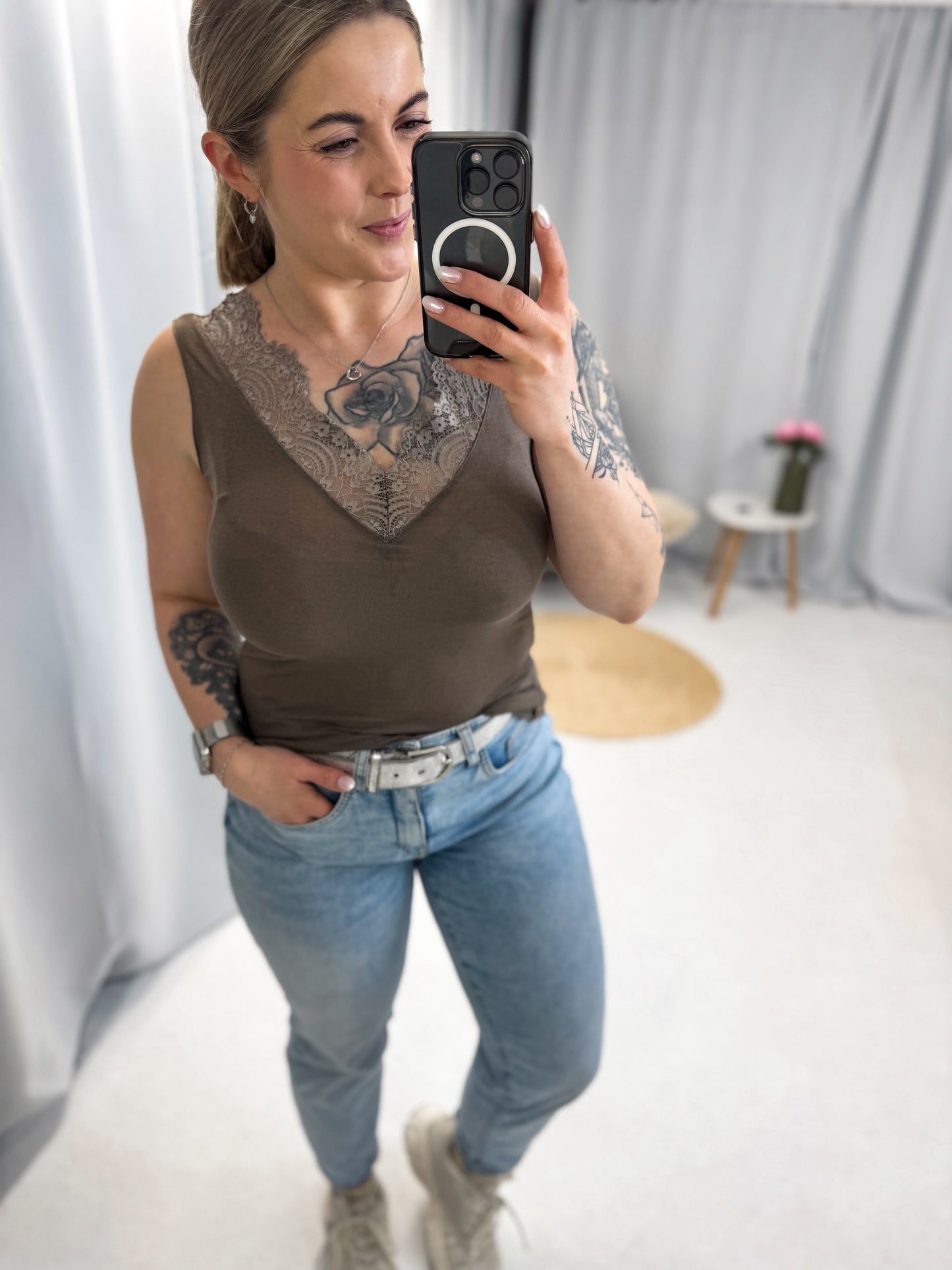 Top Joline, mit spitze und Cashmere Anteil (70154)