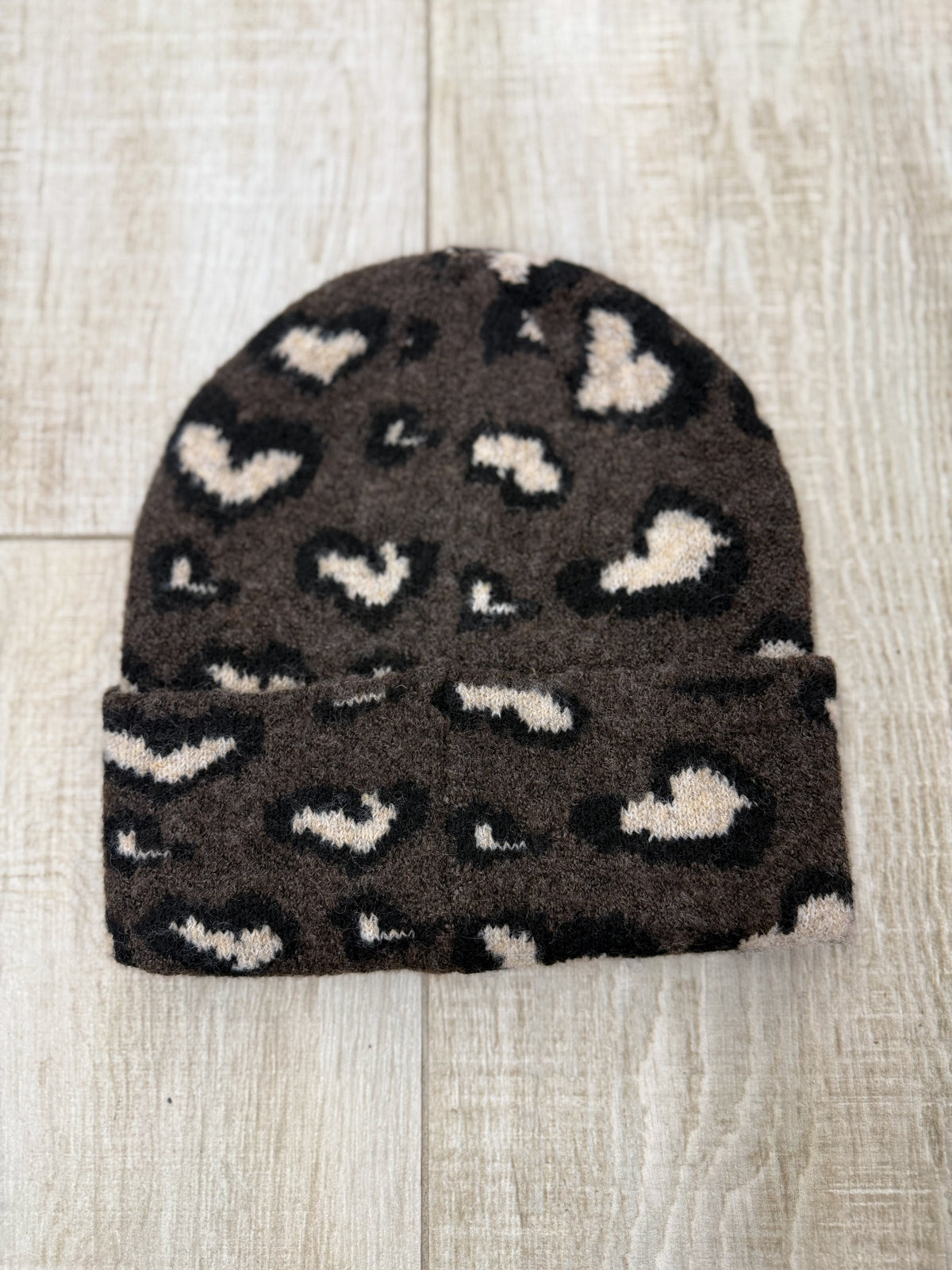 Mütze im Leoprint