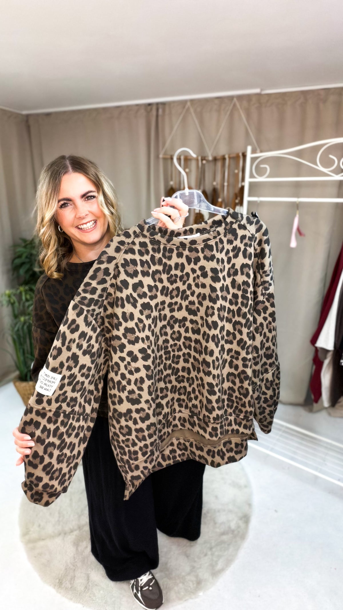 Leo Pulli Romy - Life isn`t Perfect. But your Outfit can be. 70405