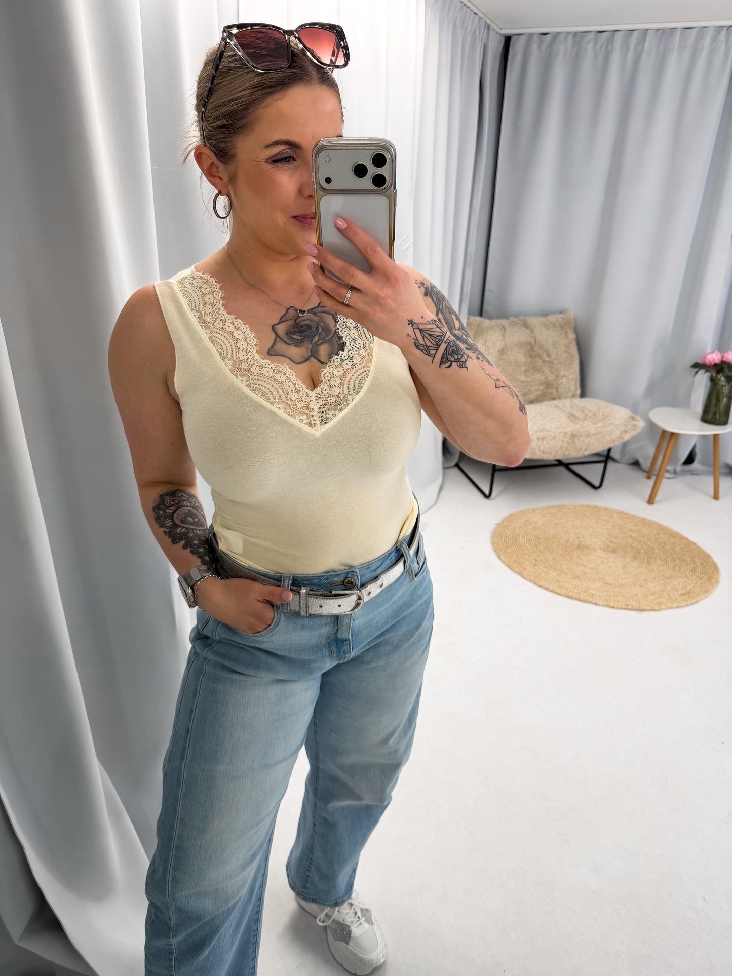 Top Joline, mit spitze und Cashmere Anteil (70154)